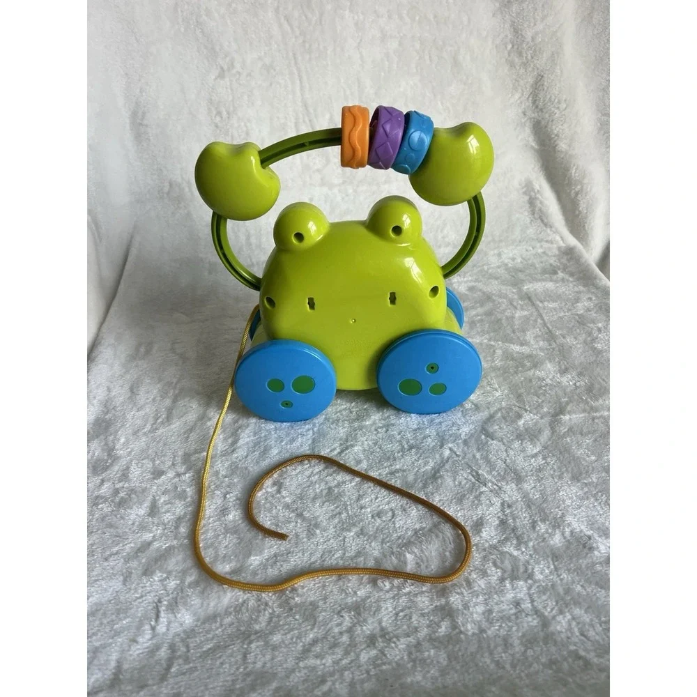 Fisher Price Growing Baby Pull Along Grog FROGGIE Early Learning‎ Toy